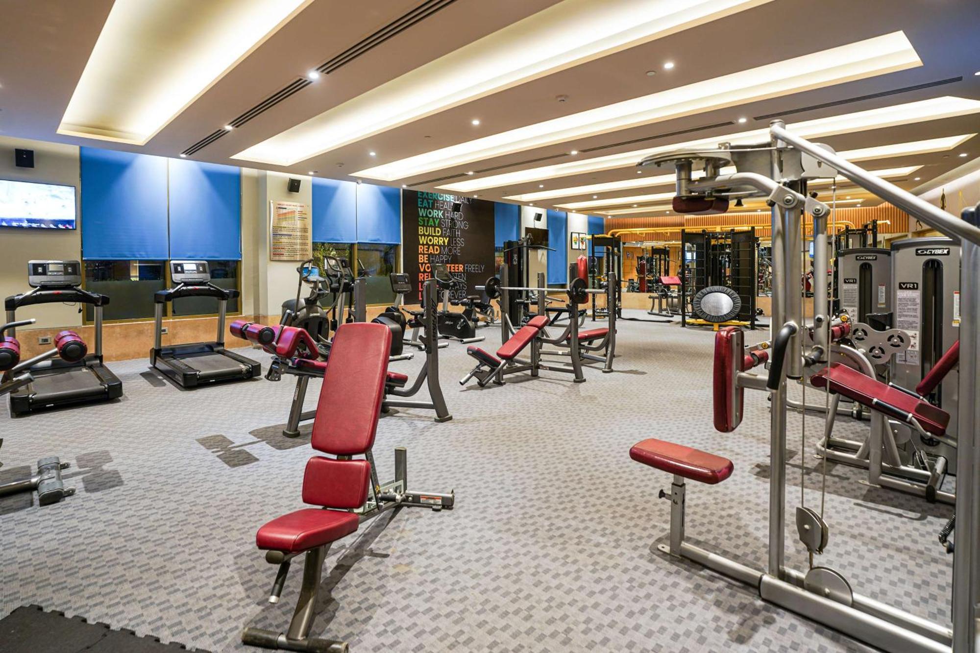 Radisson Blu Hotel Amritsar Exterior foto The gym at the hotel